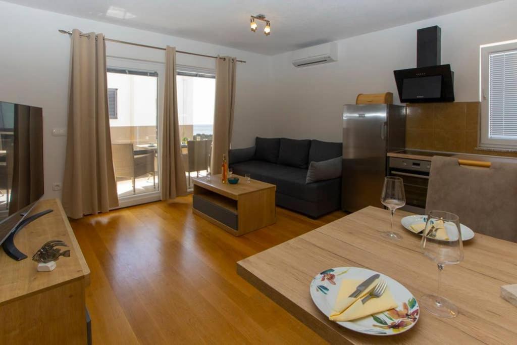 Apartments Vladimir #3 Μακάρσκα Εξωτερικό φωτογραφία